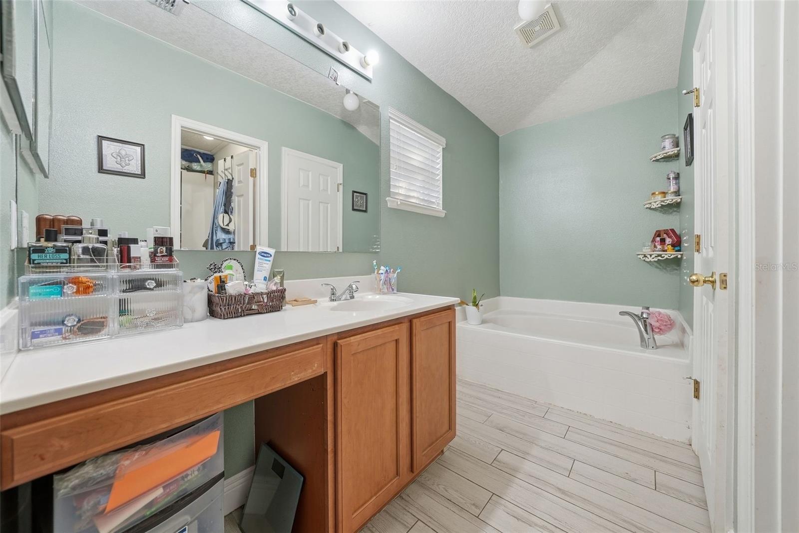 Image 26 of 40 For 3018 Patterson Groves Drive