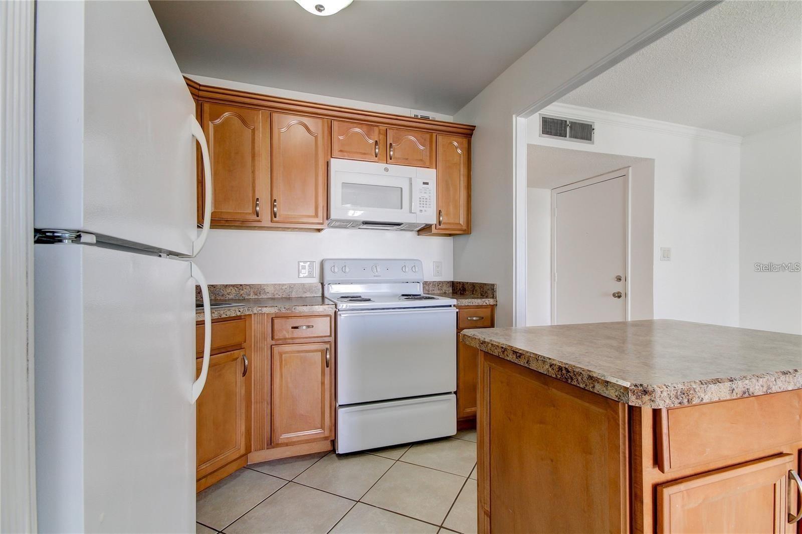 Image 17 of 39 For 355 Mcmullen Booth Road 116