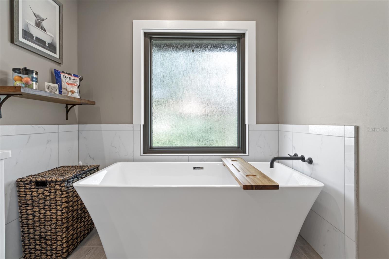 Image 15 of 47 For 10911 Victoria Arbor Way