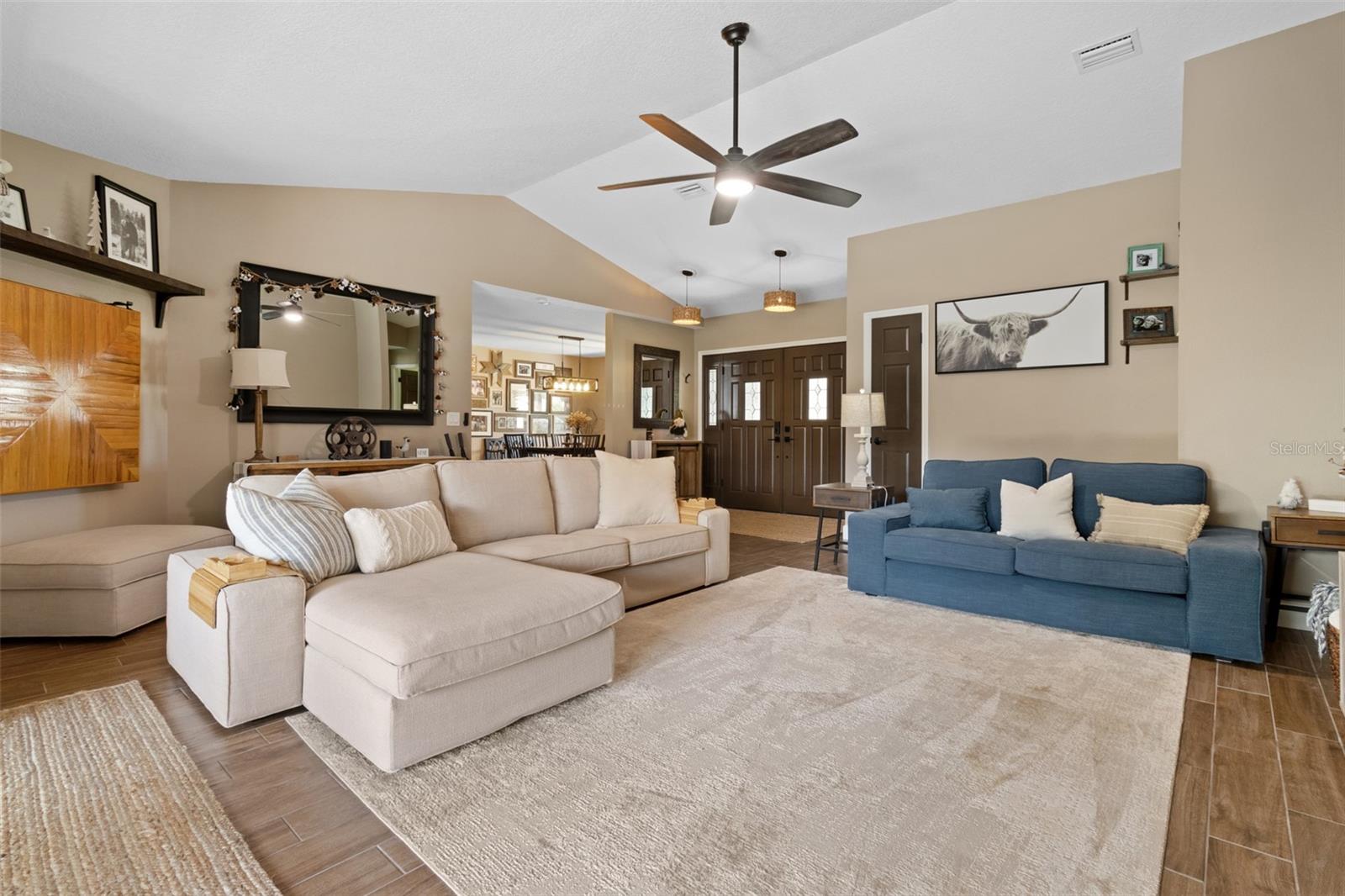 Image 6 of 47 For 10911 Victoria Arbor Way