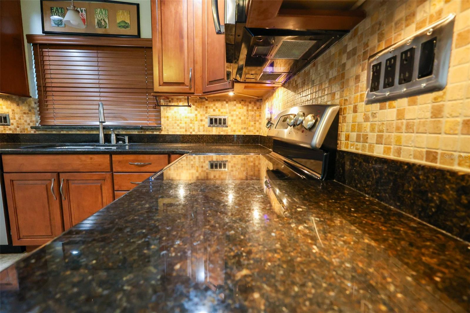 Image 6 of 22 For 3104 North A Street