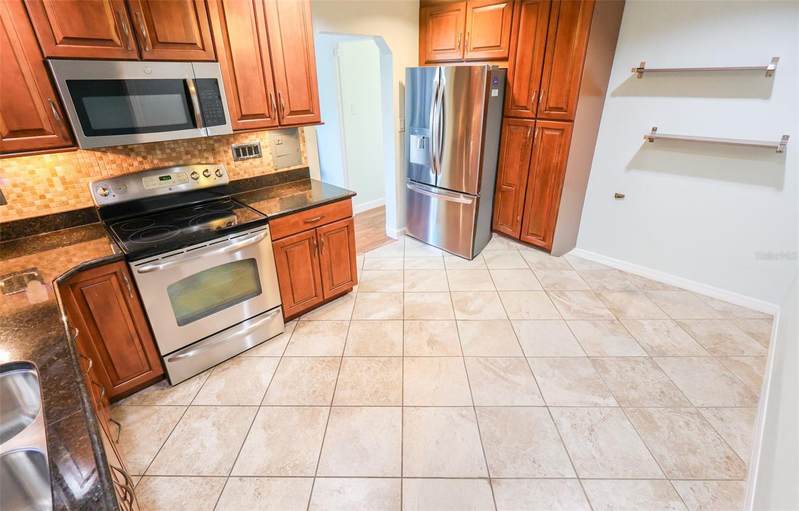 Image 7 of 22 For 3104 North A Street