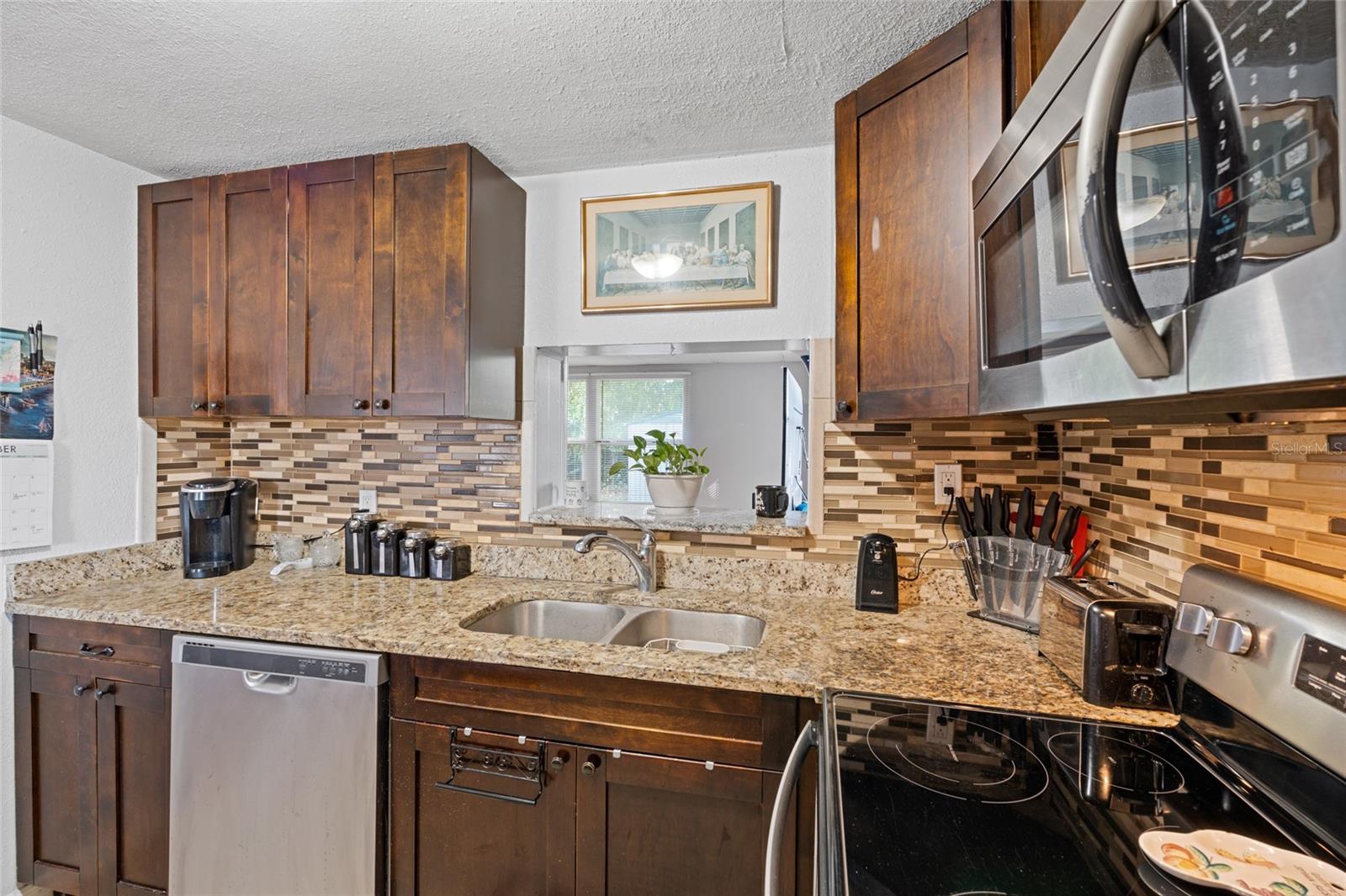 Image 12 of 40 For 4667 82nd Avenue N