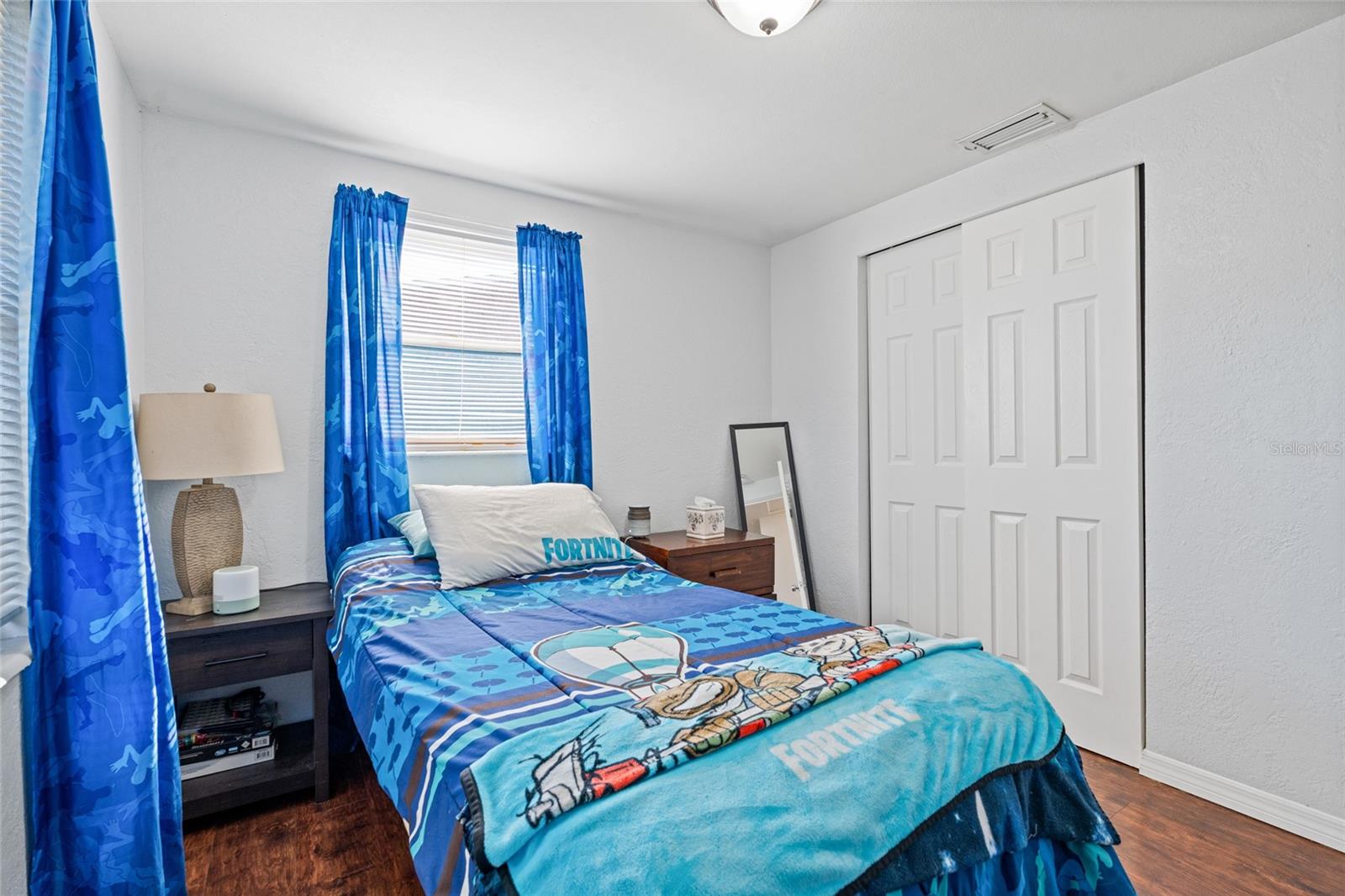 Image 20 of 40 For 4667 82nd Avenue N