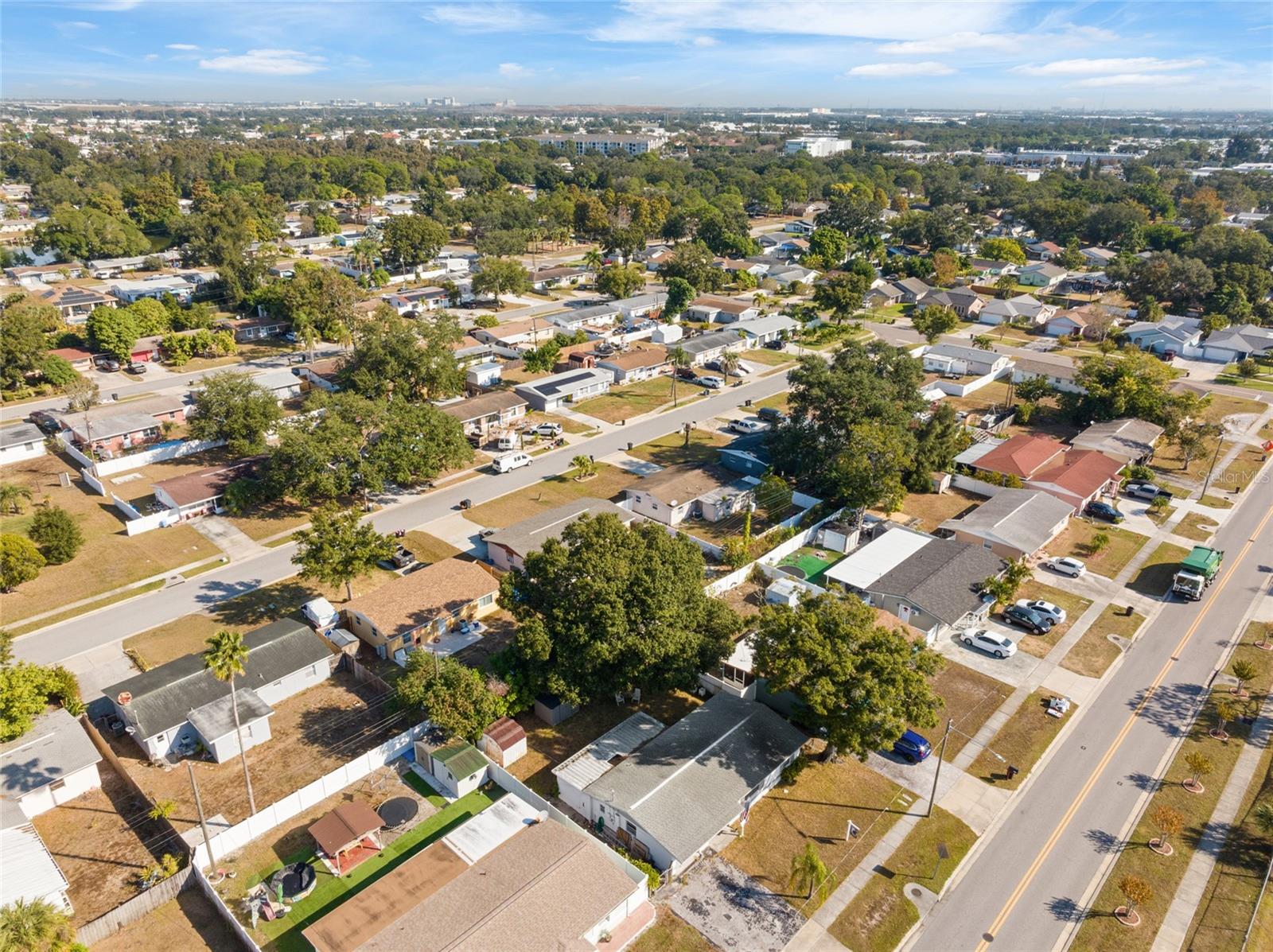 Image 33 of 40 For 4667 82nd Avenue N