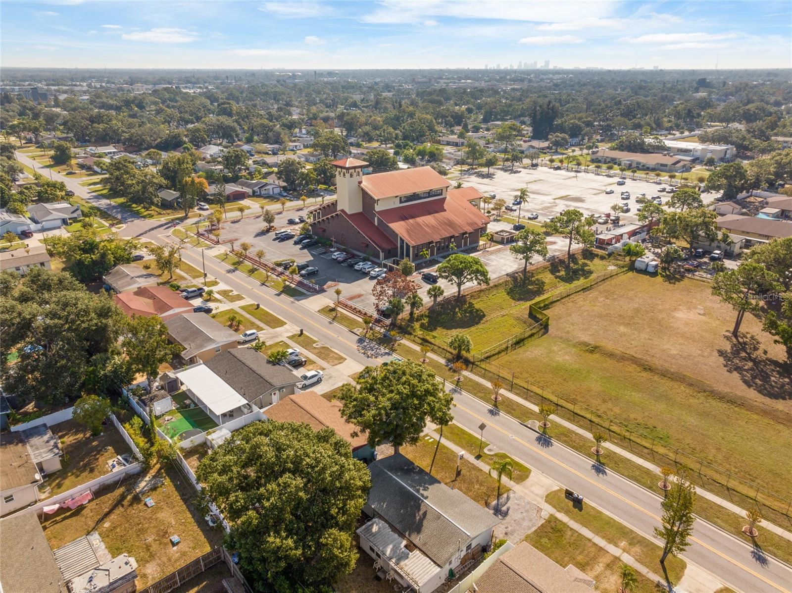 Image 35 of 40 For 4667 82nd Avenue N