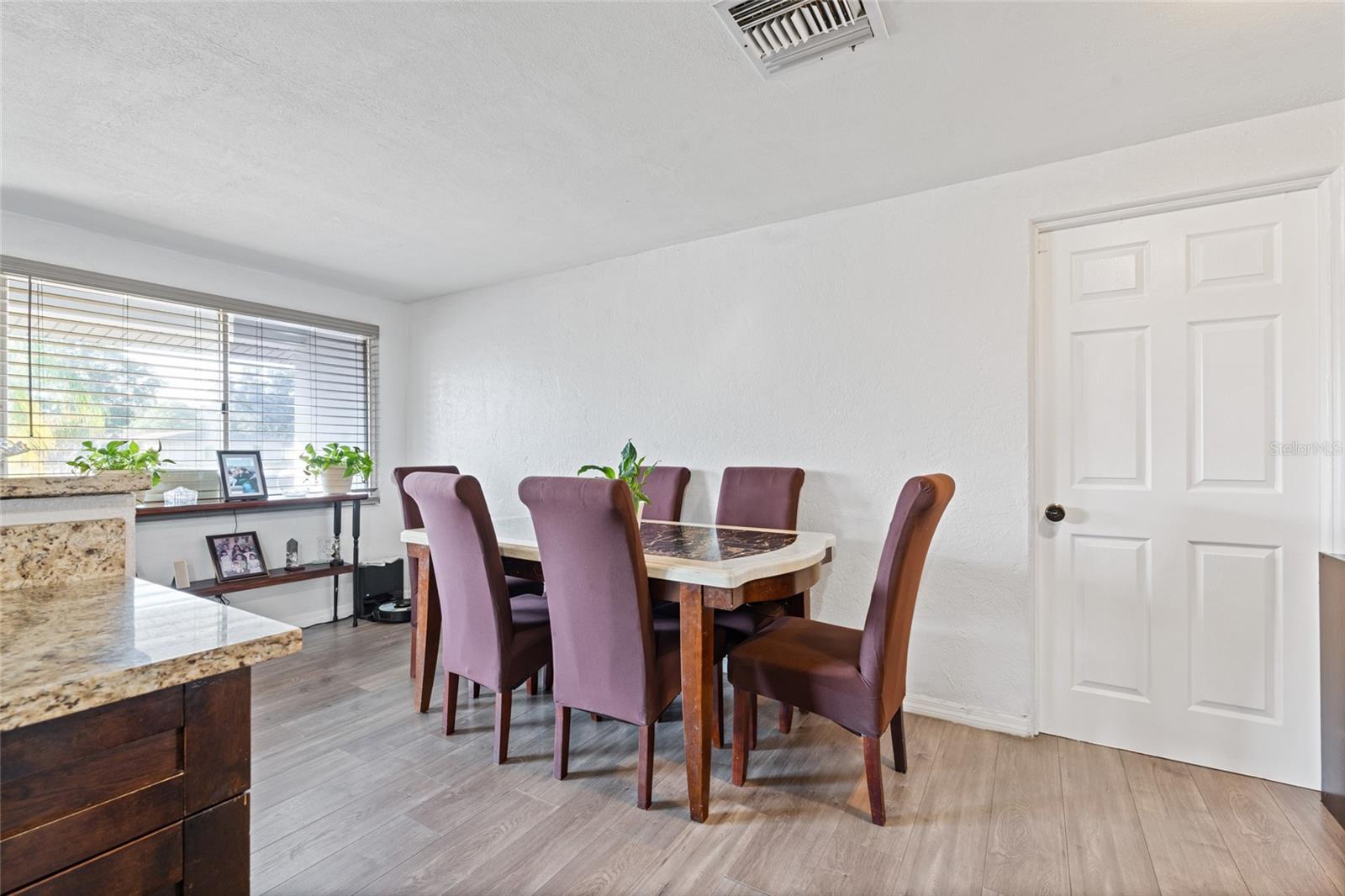 Image 8 of 40 For 4667 82nd Avenue N