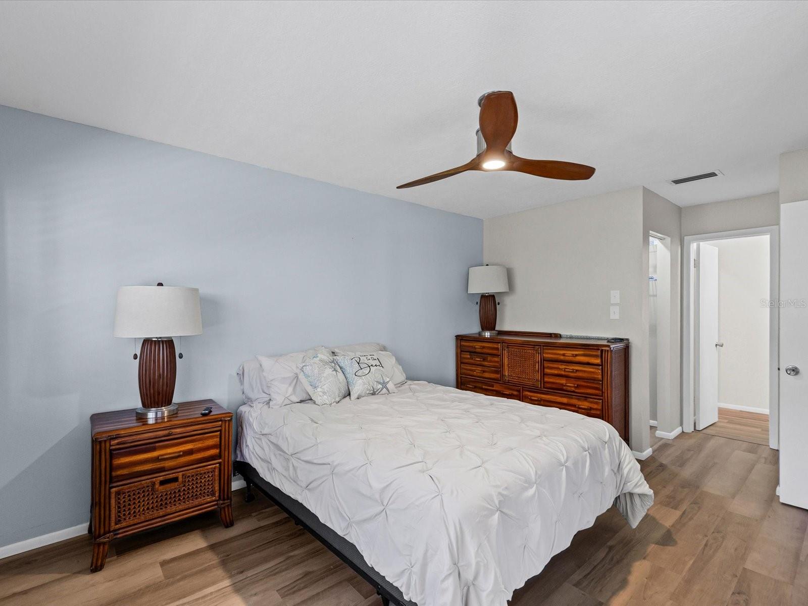 Image 14 of 35 For 3717 Trophy Boulevard