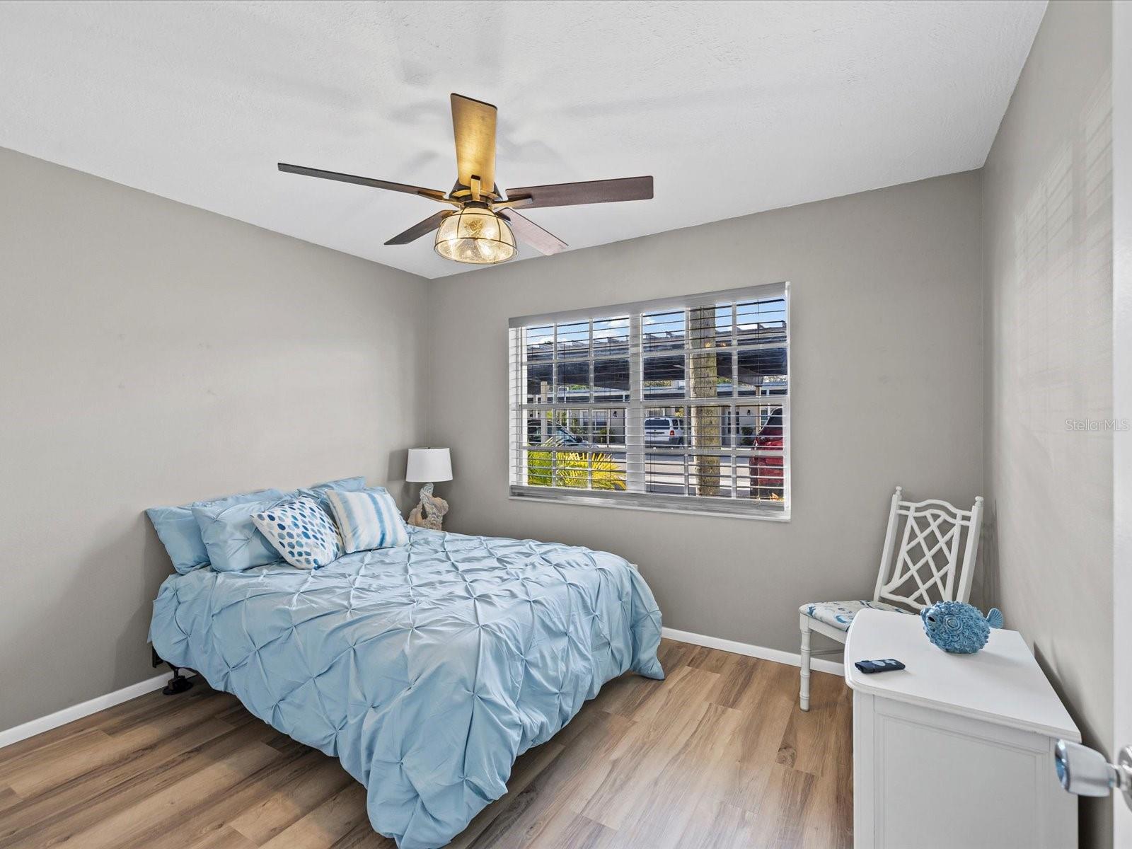 Image 15 of 35 For 3717 Trophy Boulevard