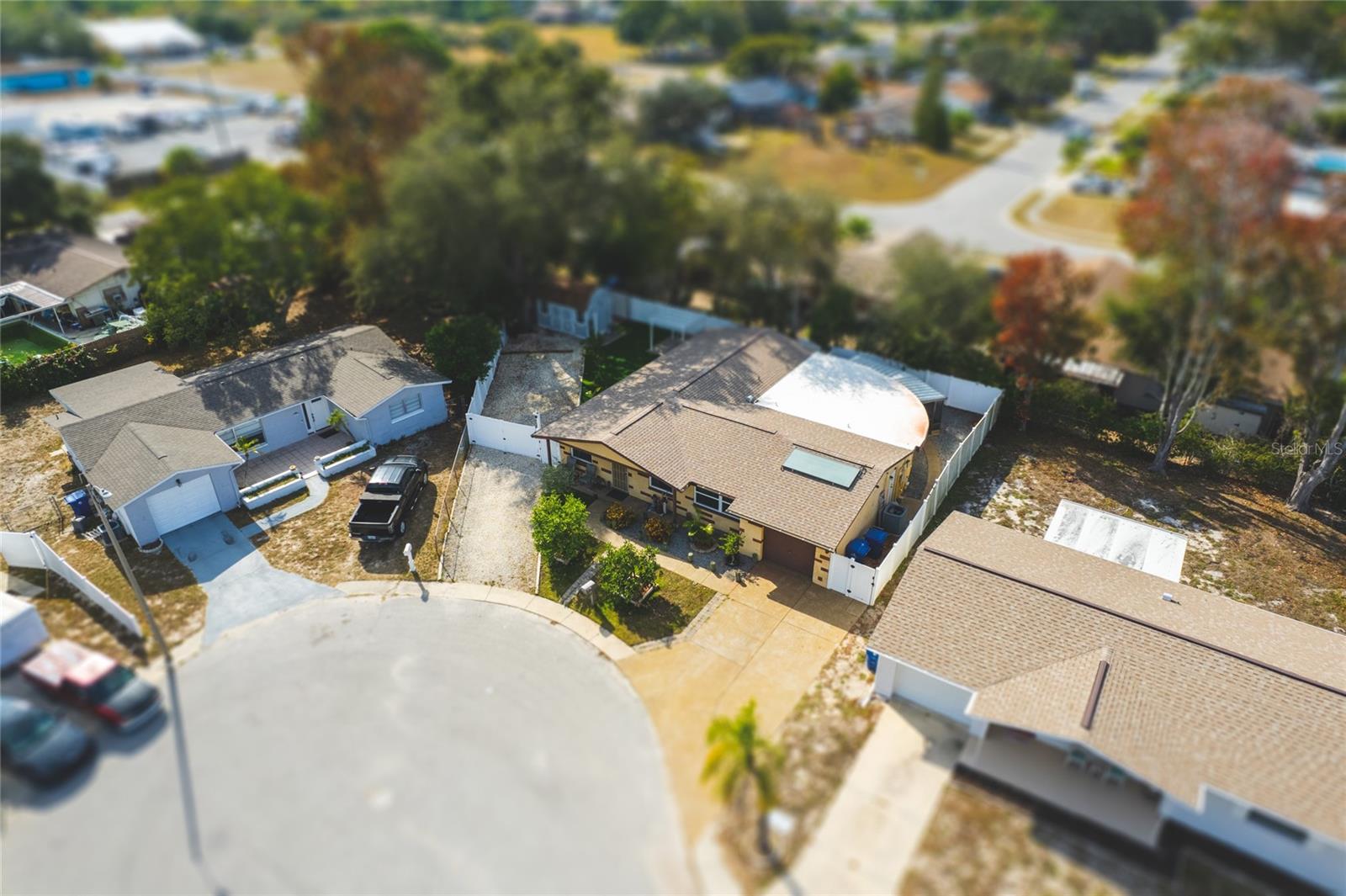 Image 10 of 53 For 2527 Ohio Place