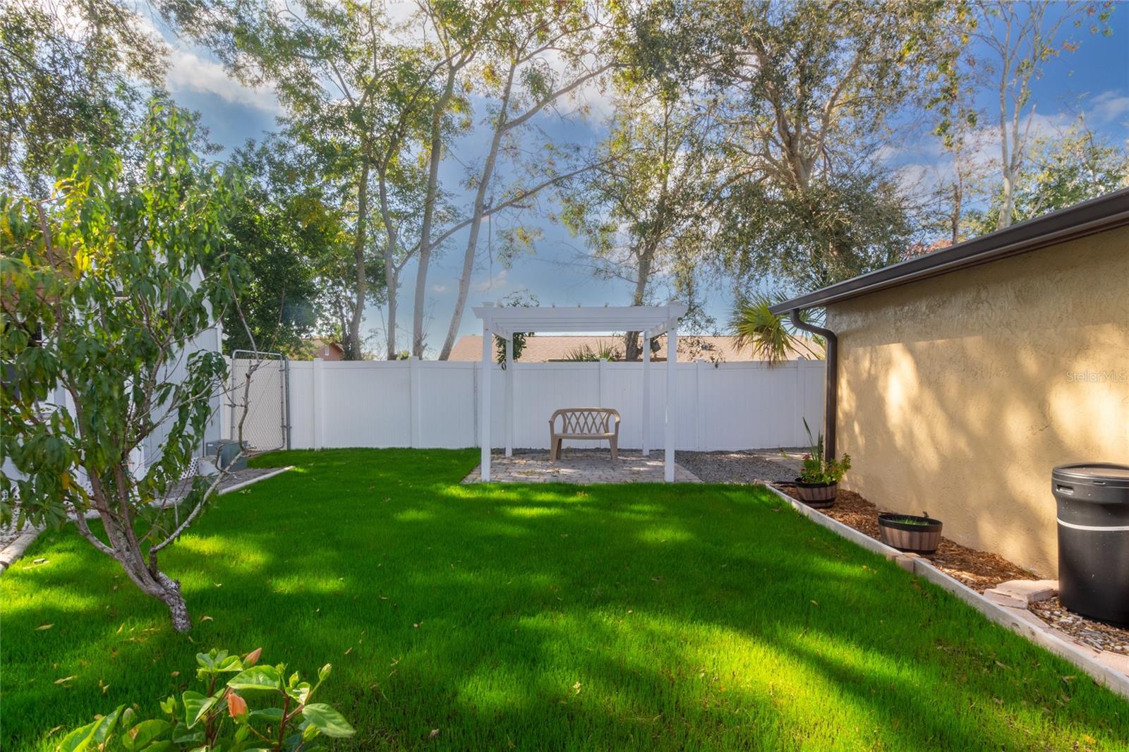 Image 17 of 53 For 2527 Ohio Place