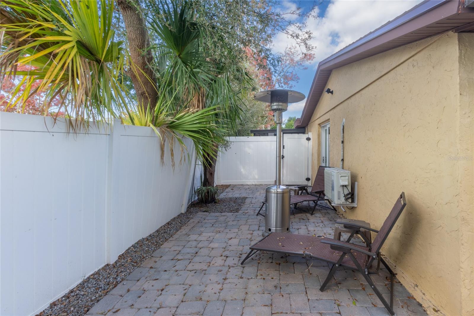 Image 20 of 53 For 2527 Ohio Place