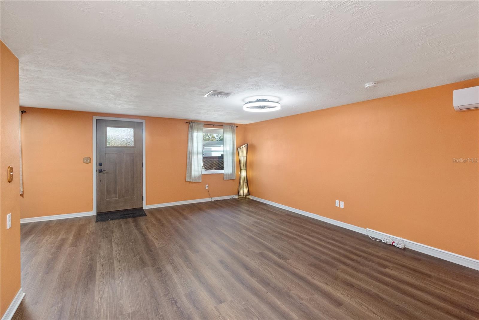 Image 30 of 53 For 2527 Ohio Place