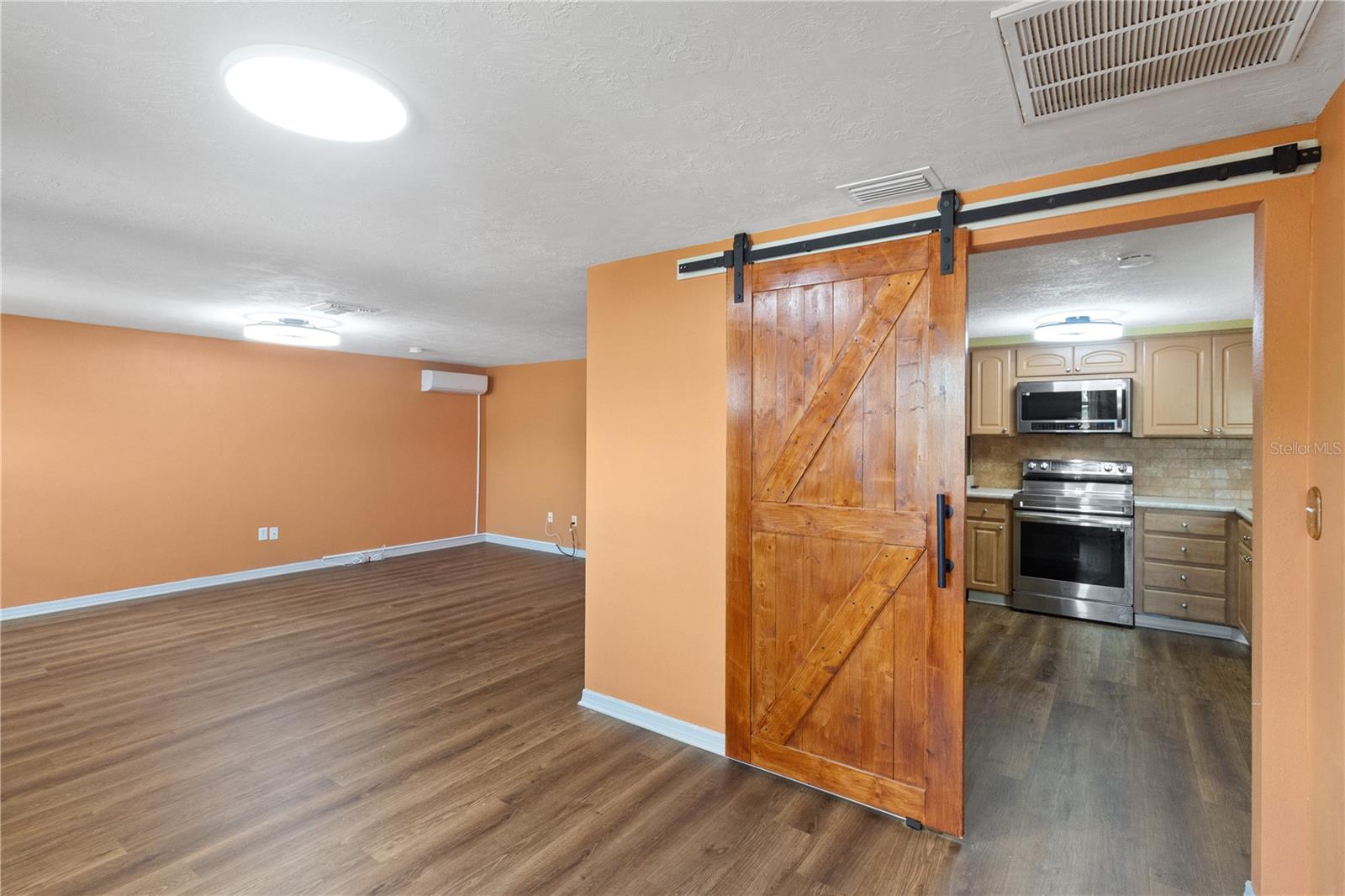 Image 31 of 53 For 2527 Ohio Place