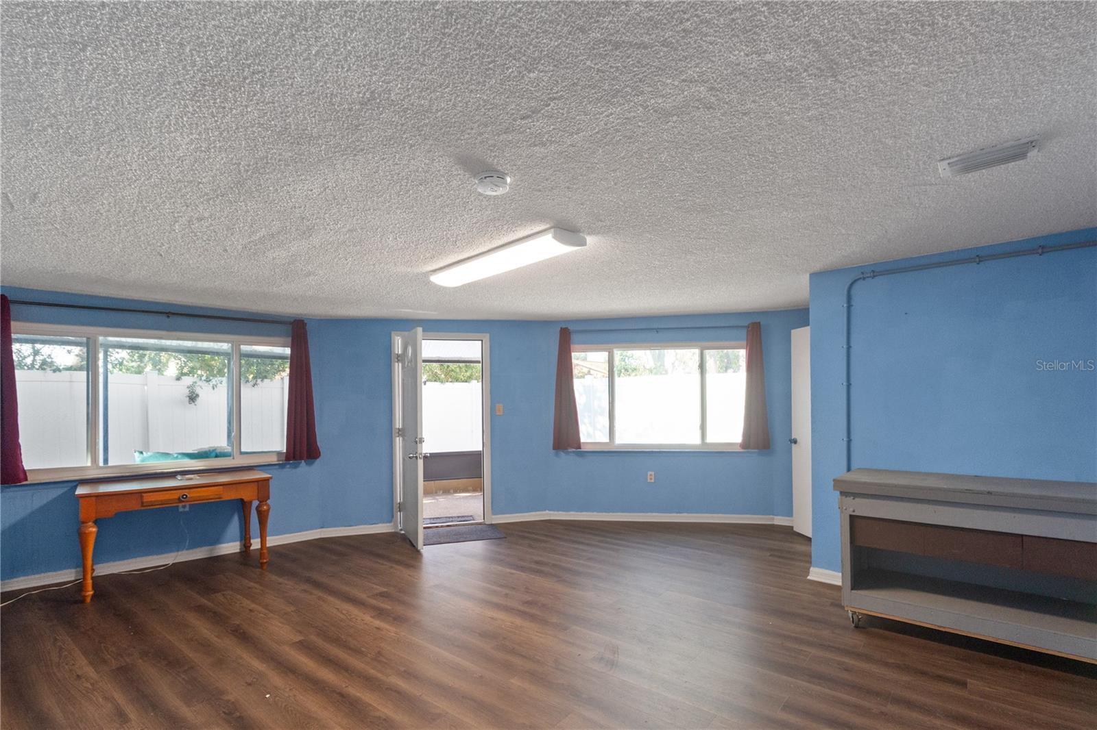 Image 41 of 53 For 2527 Ohio Place