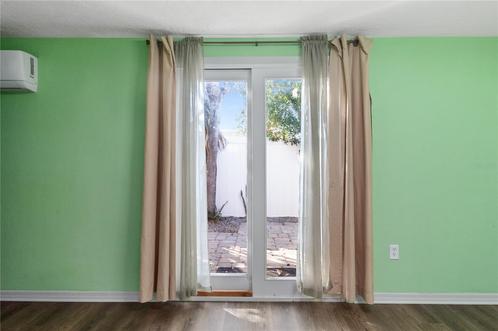 Image 53 of 53 For 2527 Ohio Place