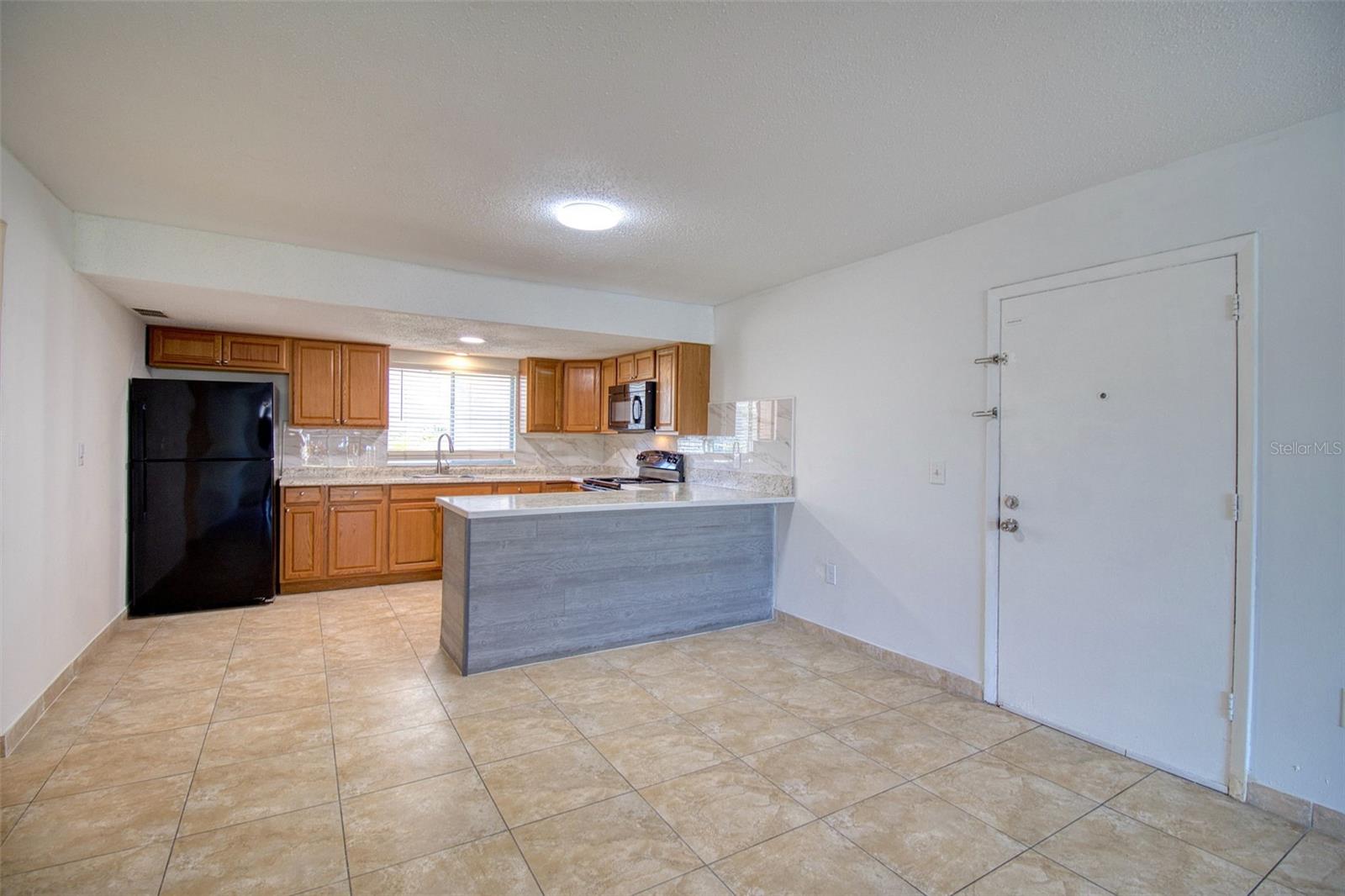 Image 12 of 40 For 3865 Lake Drive 148