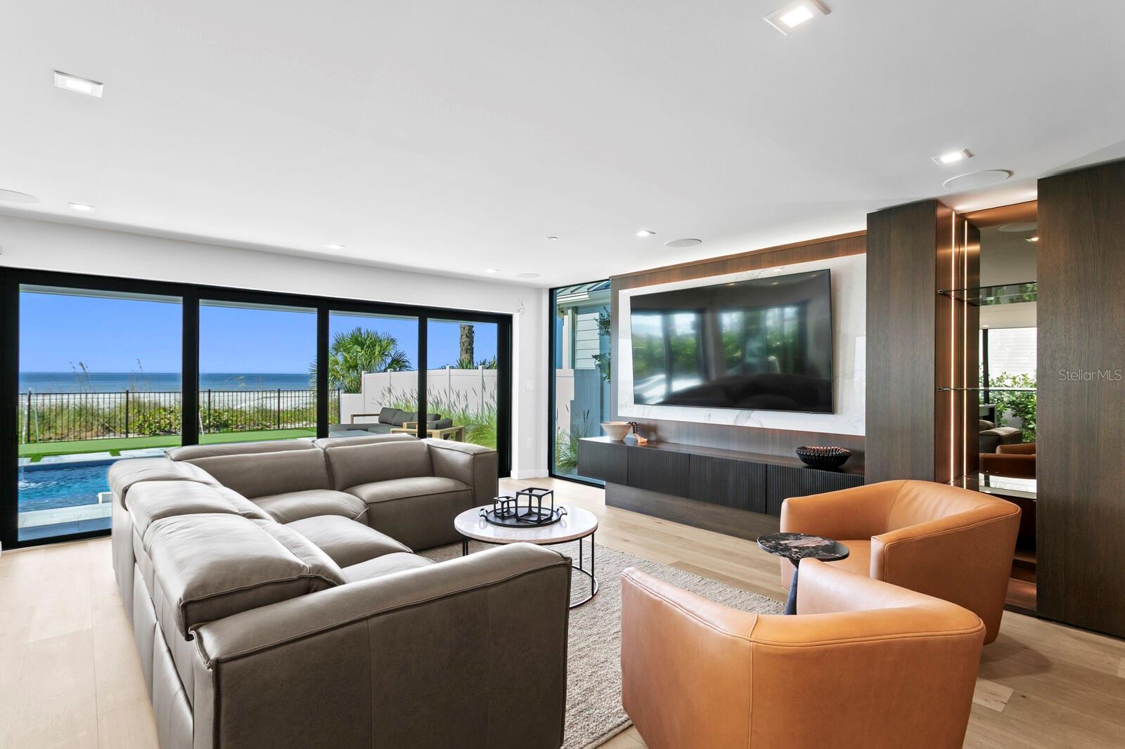 Image 10 of 100 For 304 Gulf Boulevard