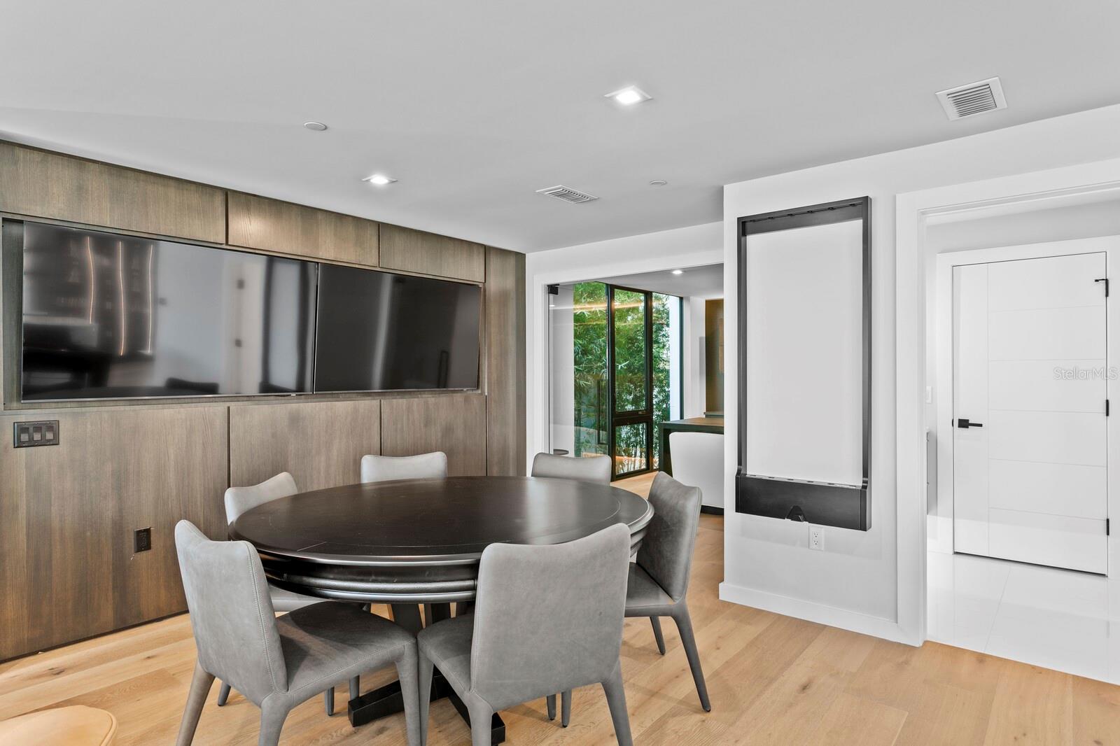 Image 11 of 100 For 304 Gulf Boulevard