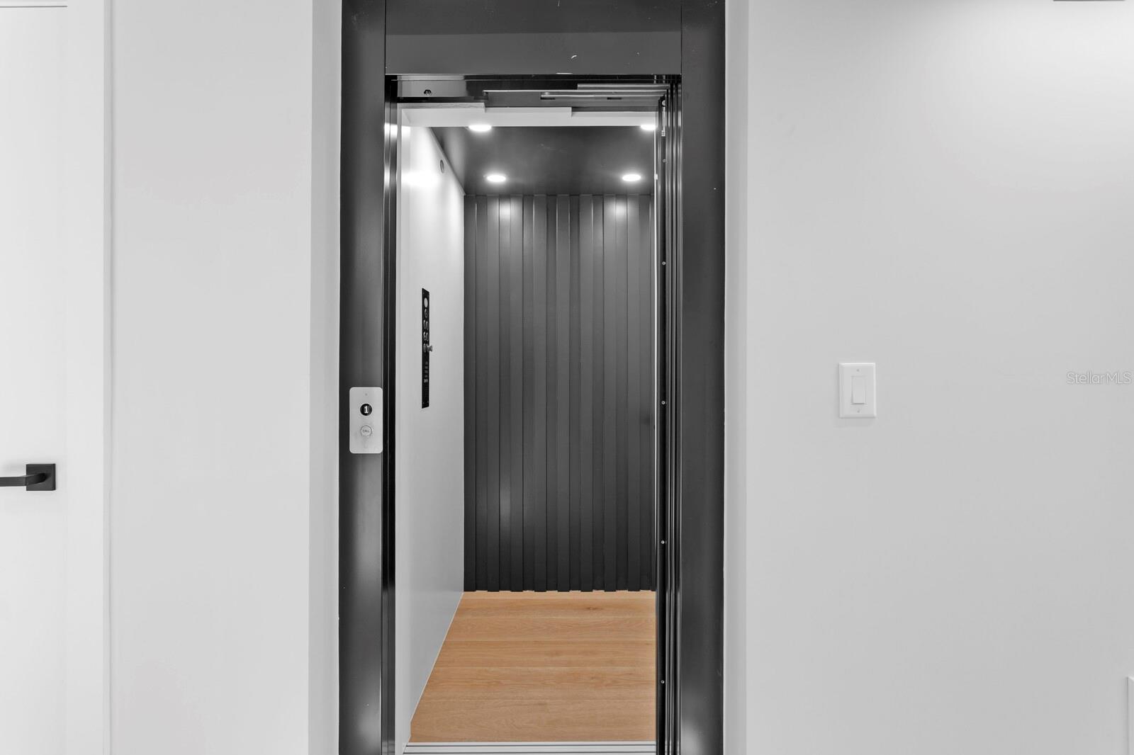 Image 16 of 100 For 304 Gulf Boulevard