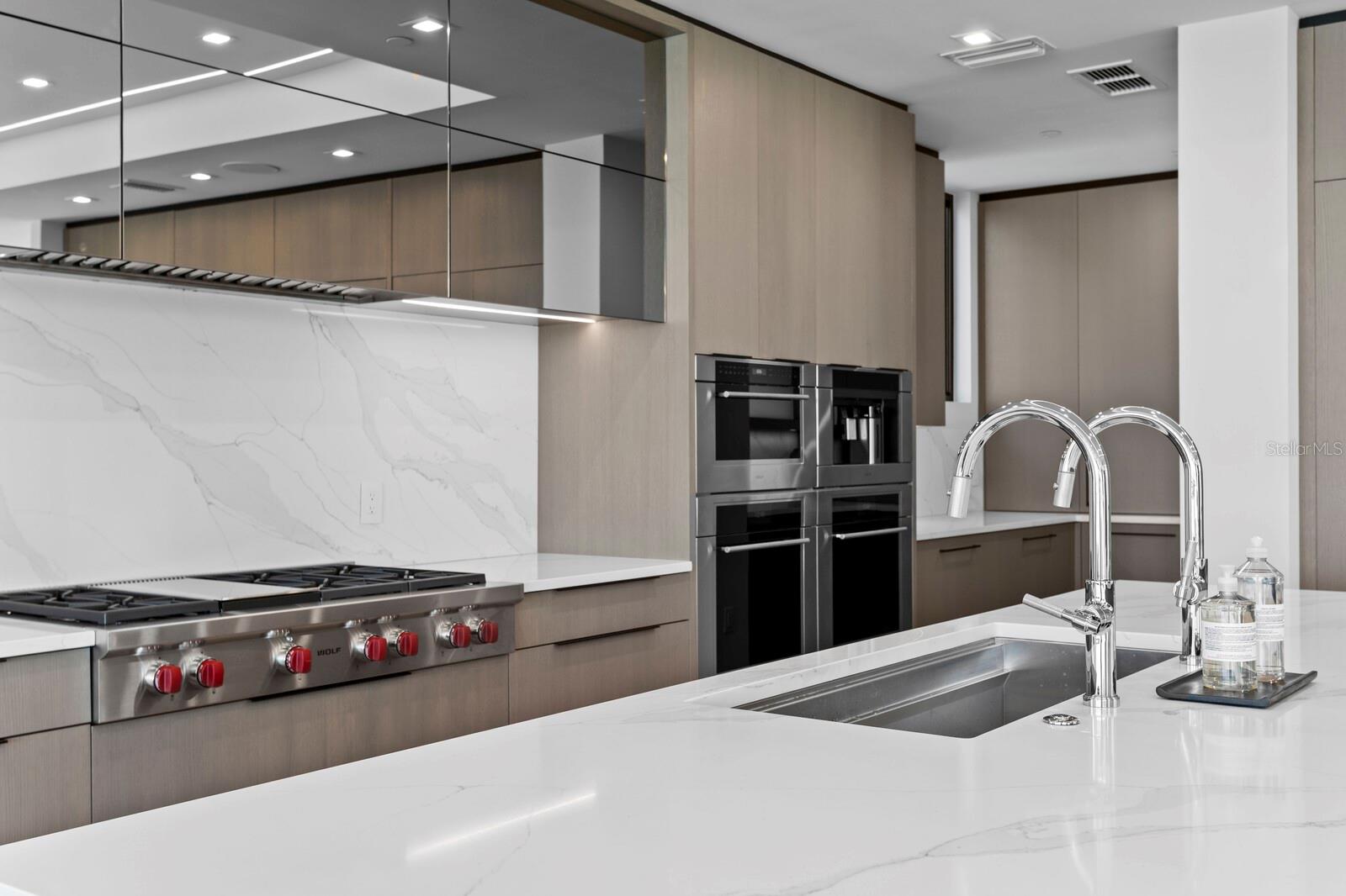 Image 31 of 100 For 304 Gulf Boulevard