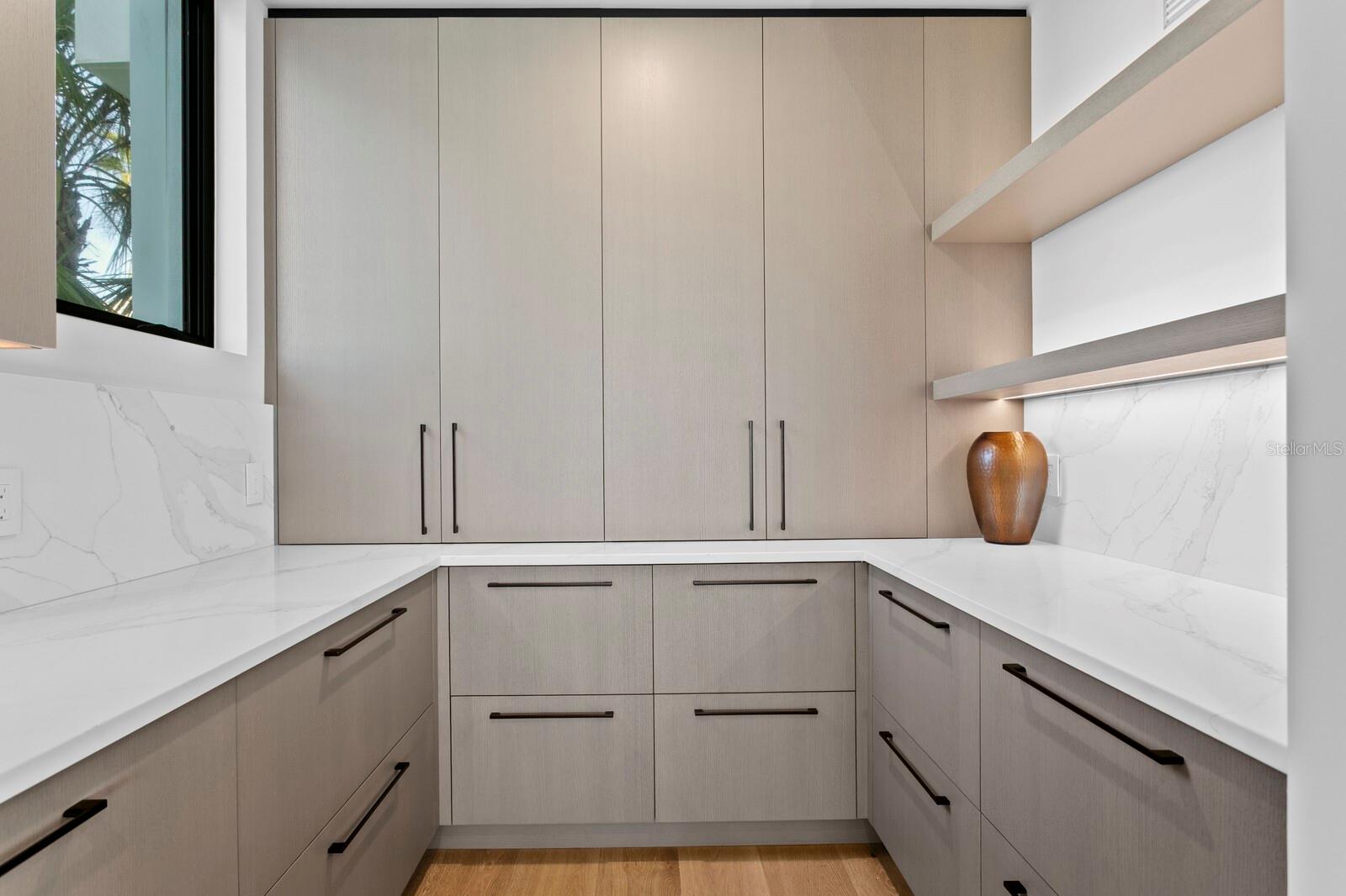 Image 33 of 100 For 304 Gulf Boulevard