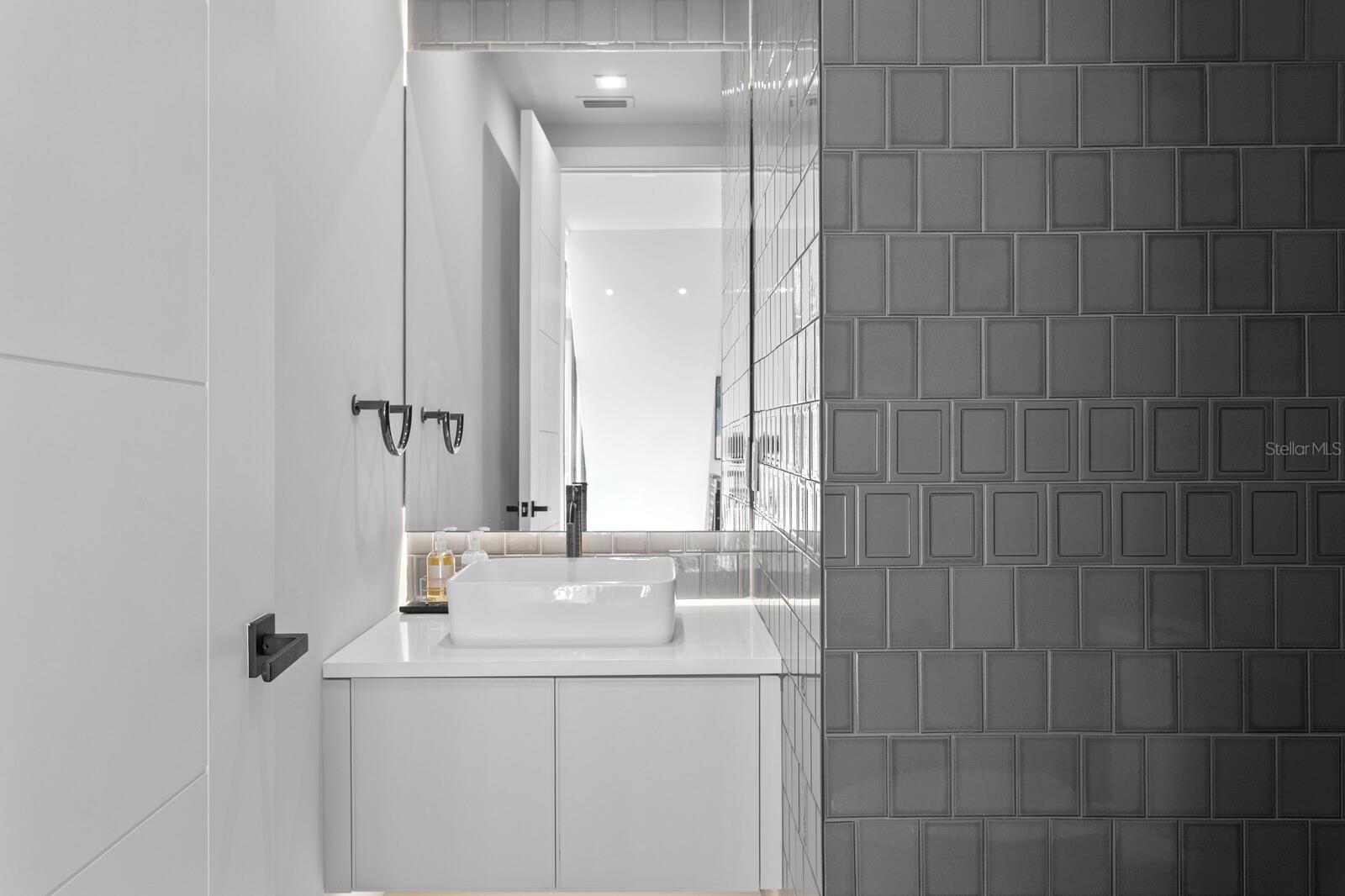 Image 51 of 100 For 304 Gulf Boulevard