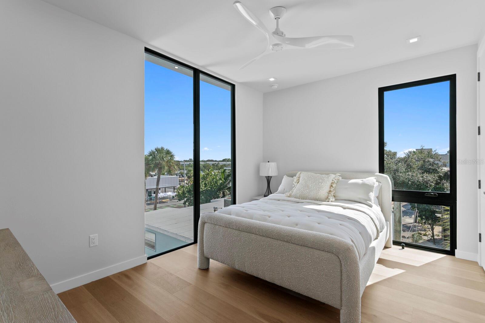 Image 53 of 100 For 304 Gulf Boulevard