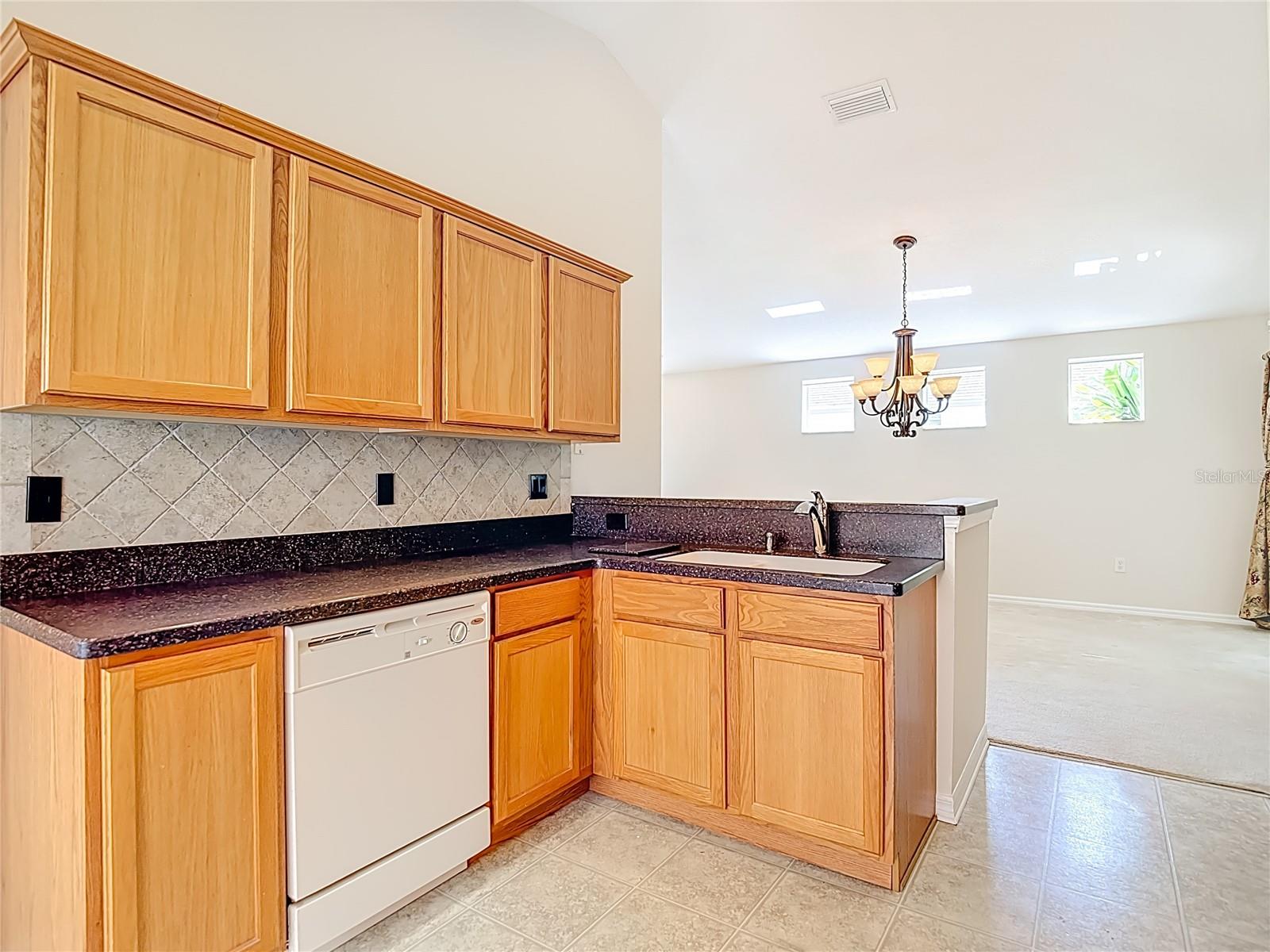 Image 19 of 48 For 3521 Hunting Creek Loop