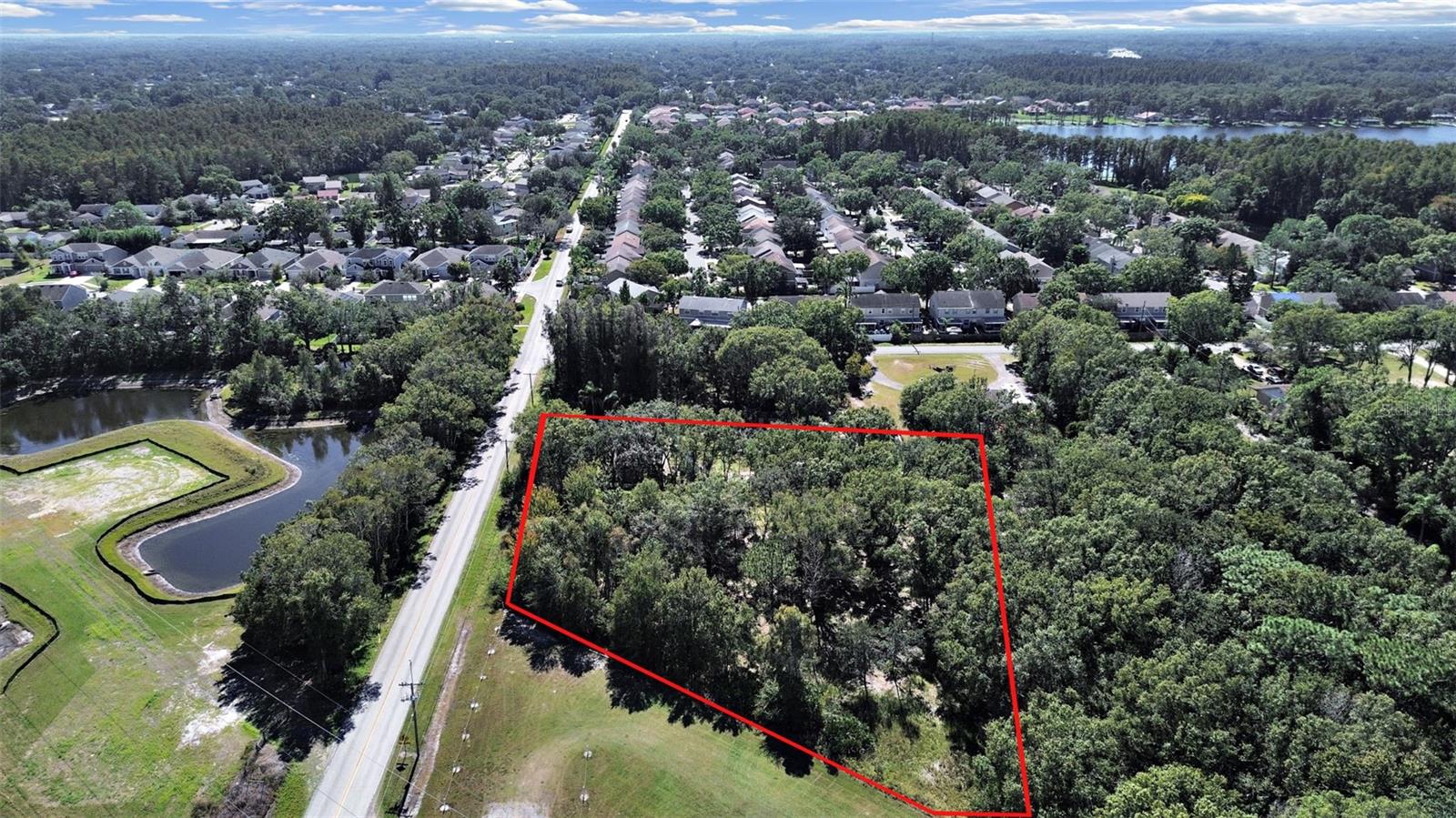 Image 10 of 10 For 16906 Lakeshore Road