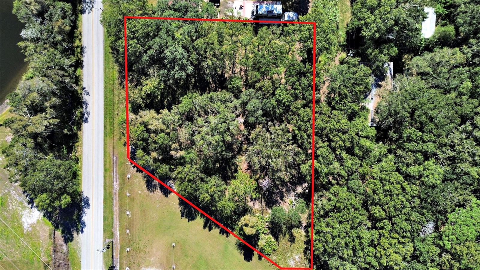 Image 4 of 10 For 16906 Lakeshore Road