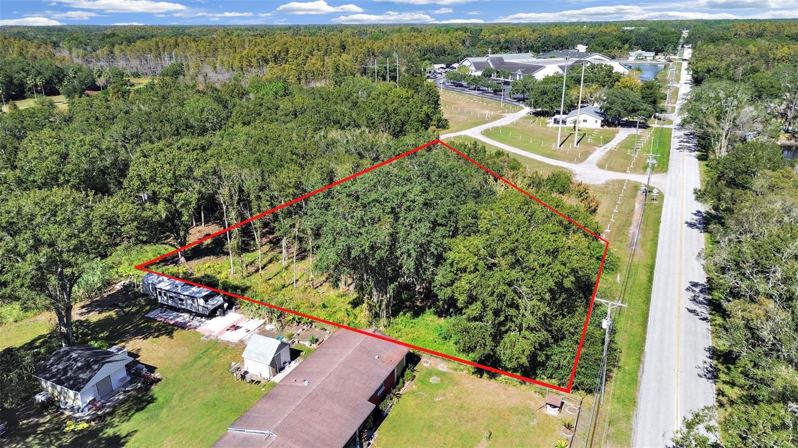 Image 5 of 10 For 16906 Lakeshore Road