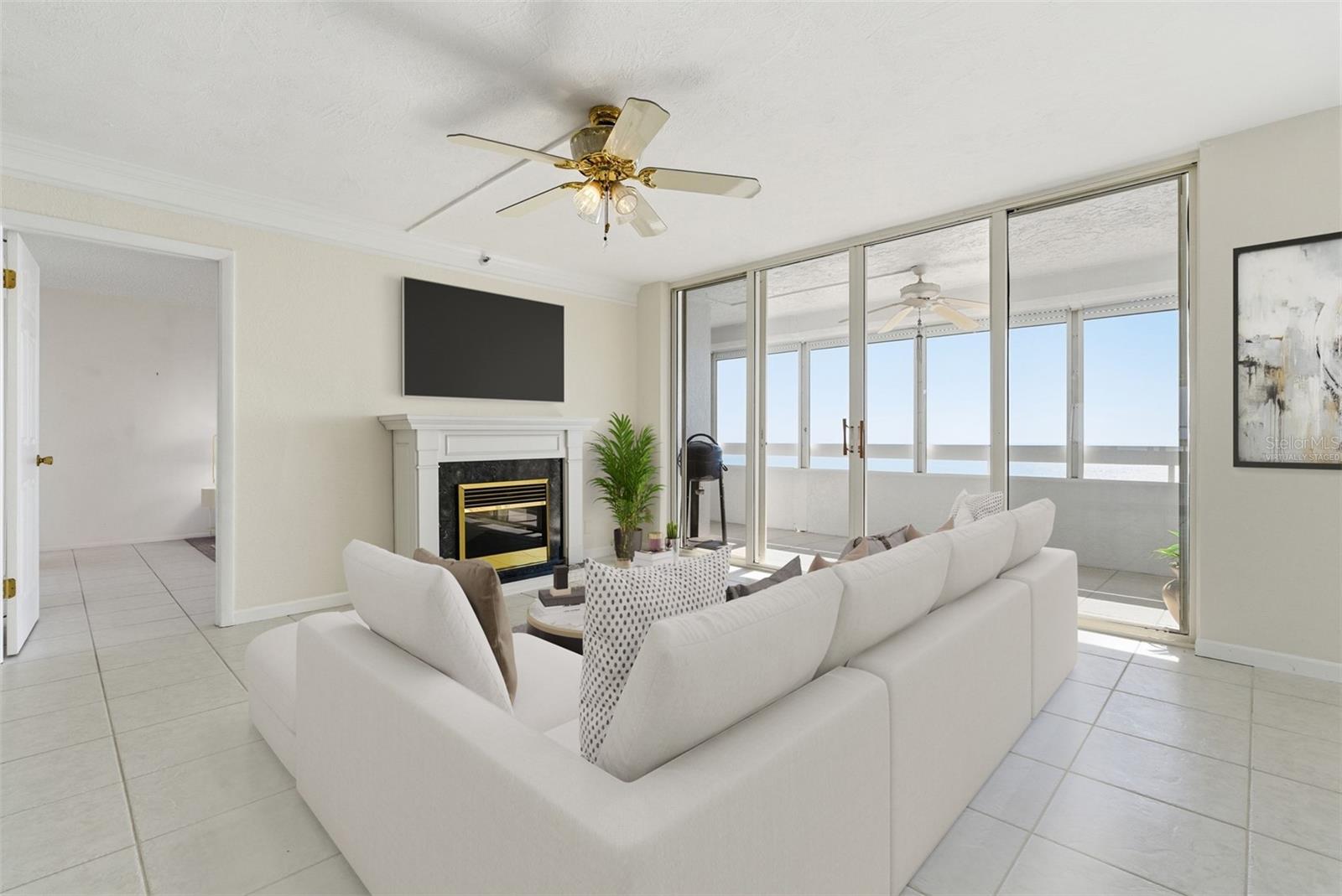 Image 16 of 58 For 17900 Gulf Boulevard 16c