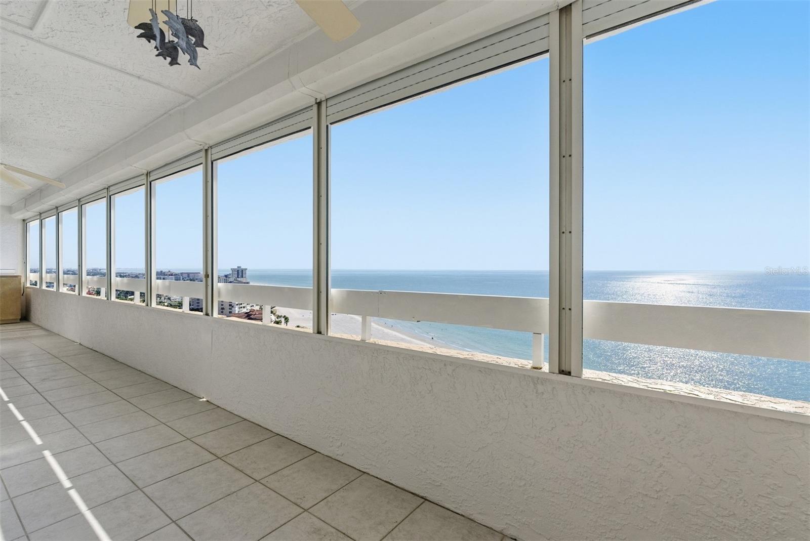 Image 23 of 58 For 17900 Gulf Boulevard 16c