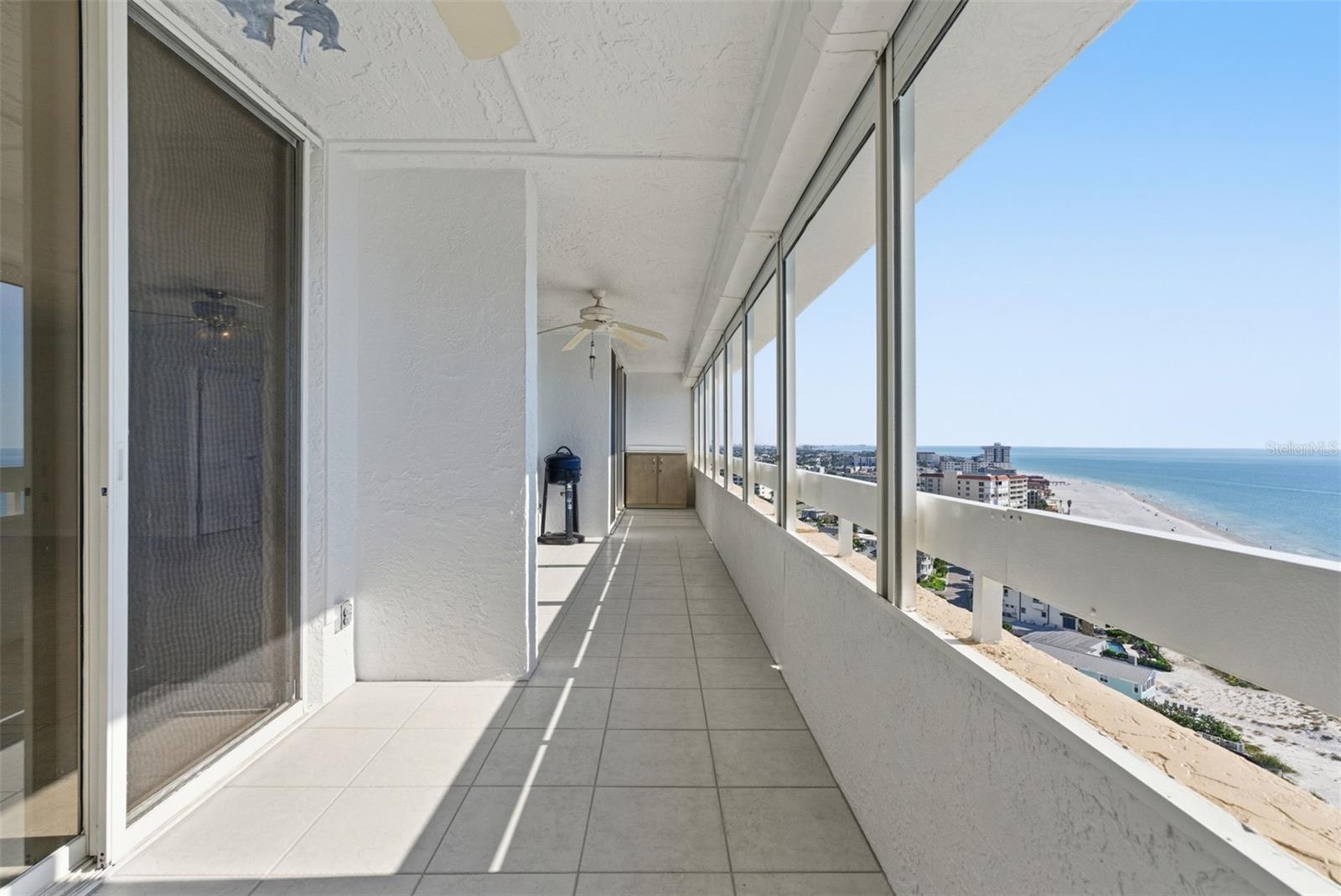 Image 24 of 58 For 17900 Gulf Boulevard 16c