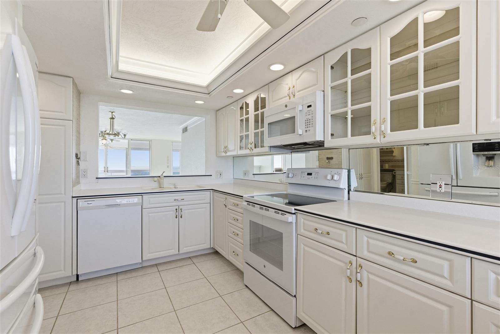 Image 29 of 58 For 17900 Gulf Boulevard 16c