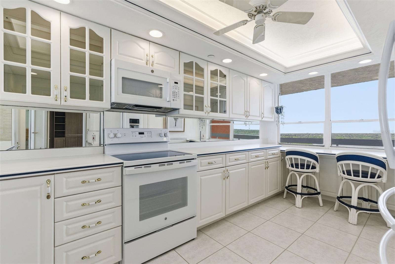 Image 30 of 58 For 17900 Gulf Boulevard 16c