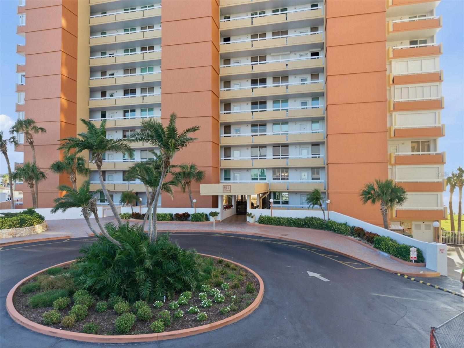 Image 4 of 58 For 17900 Gulf Boulevard 16c