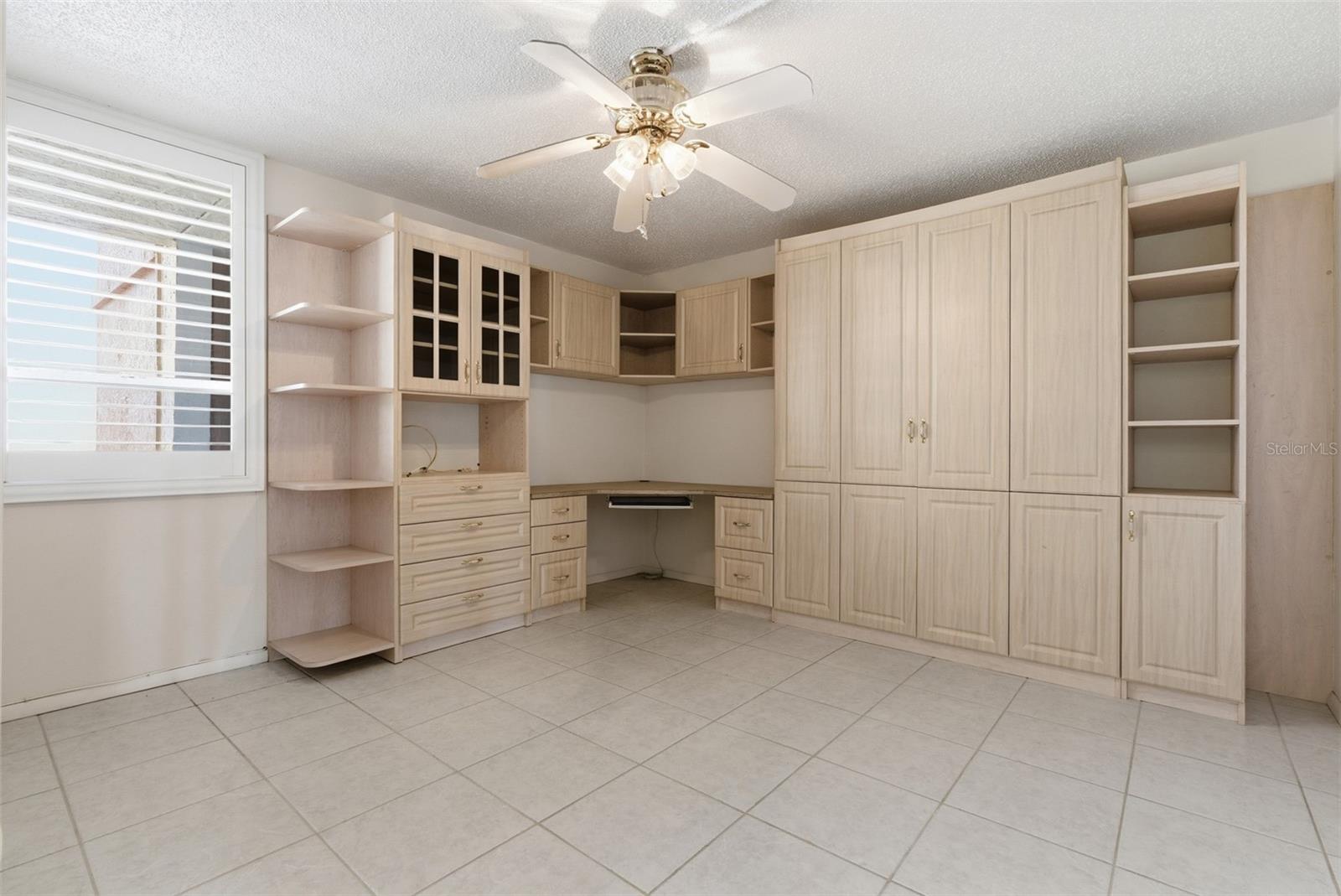 Image 41 of 58 For 17900 Gulf Boulevard 16c