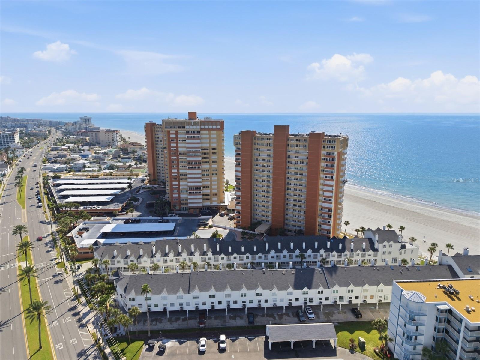 Image 49 of 58 For 17900 Gulf Boulevard 16c