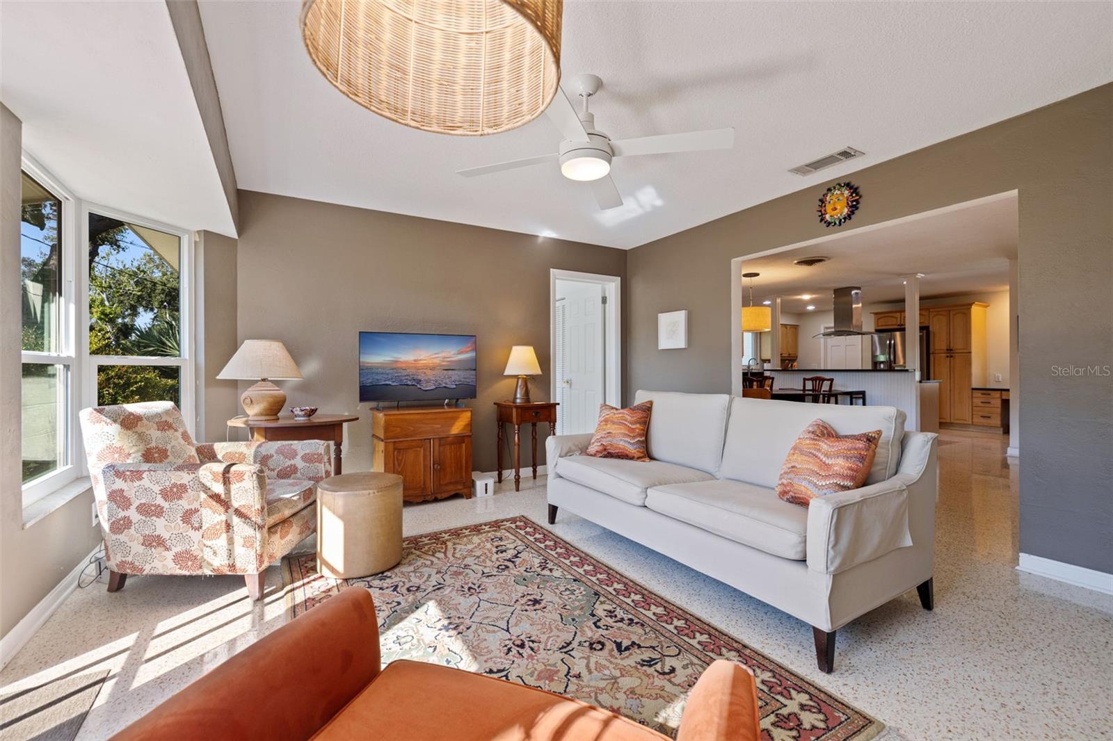 Image 13 of 42 For 236 58th Avenue S