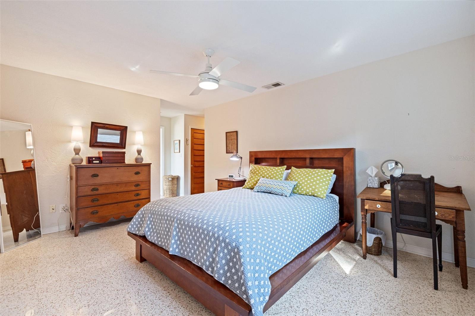 Image 16 of 42 For 236 58th Avenue S