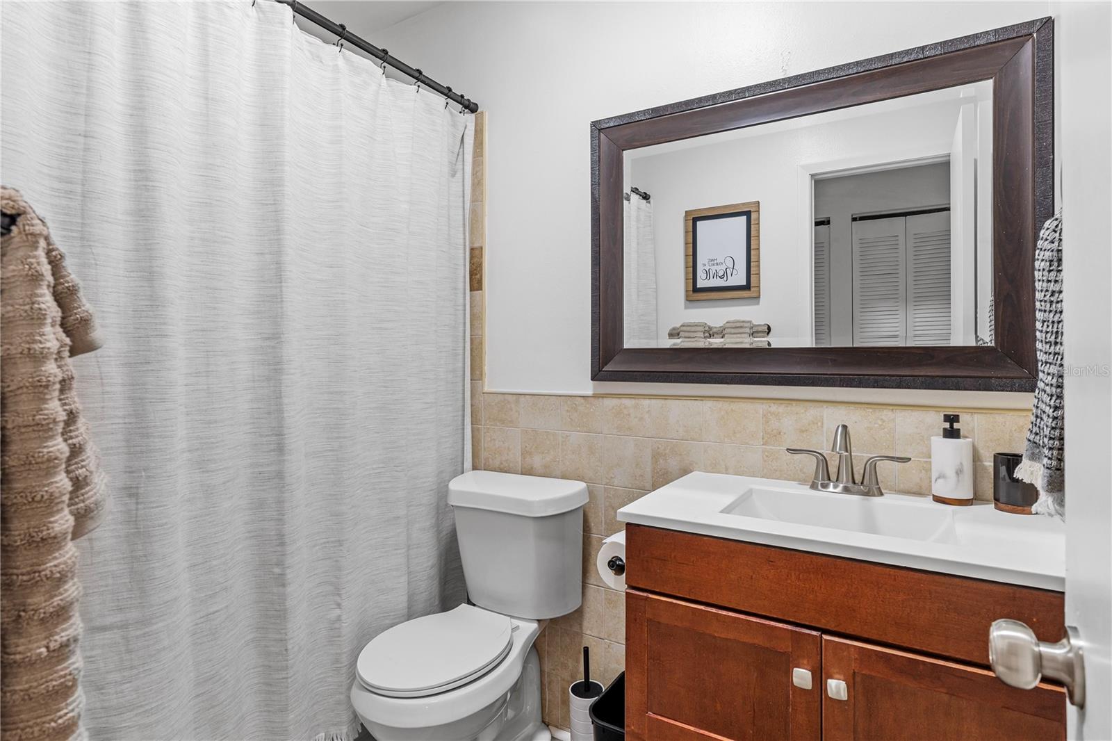 Image 13 of 14 For 2819 Marconi Street B