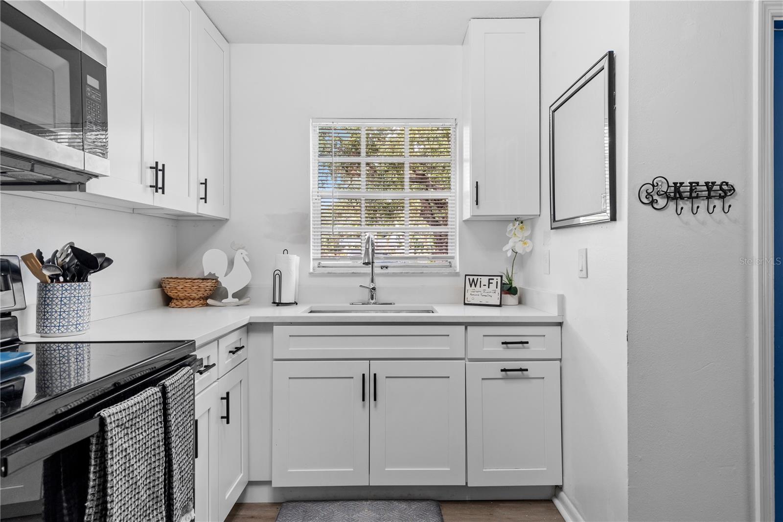 Image 2 of 14 For 2819 Marconi Street B