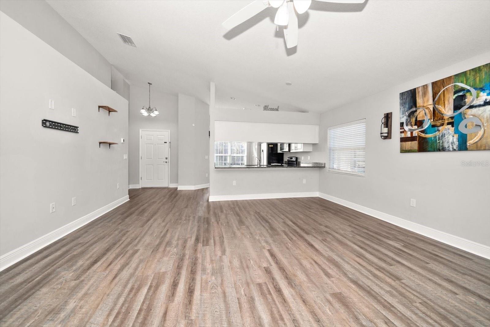 Image 13 of 38 For 6375 Missouri Avenue