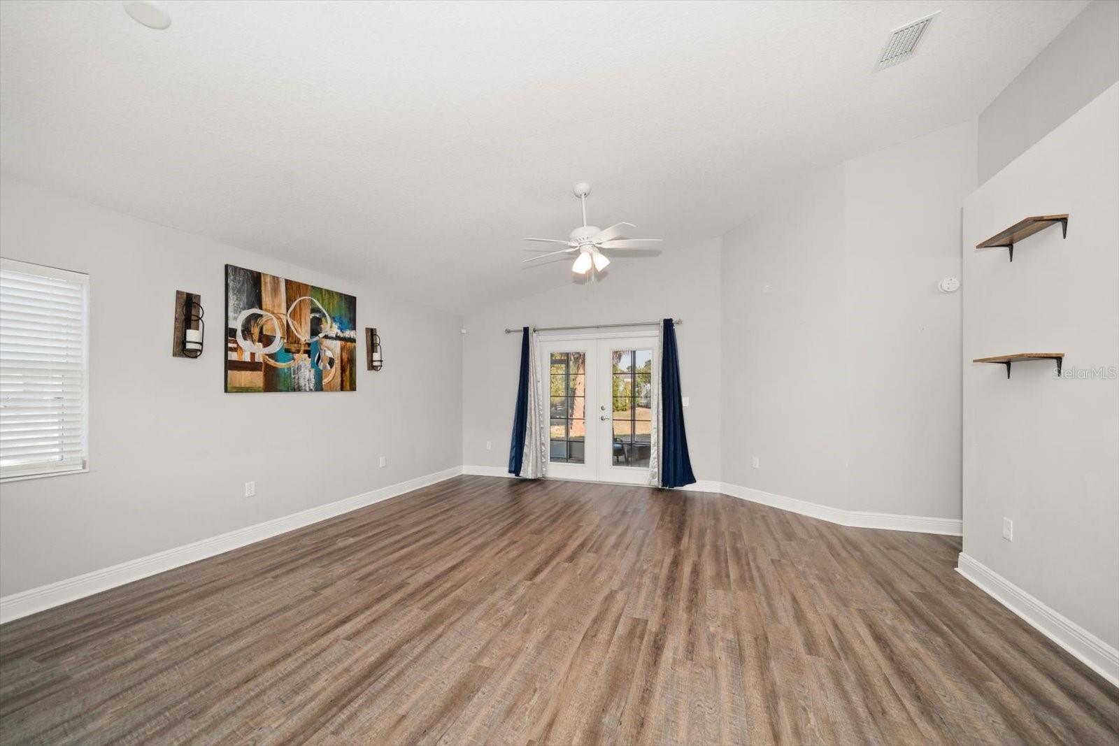 Image 14 of 38 For 6375 Missouri Avenue