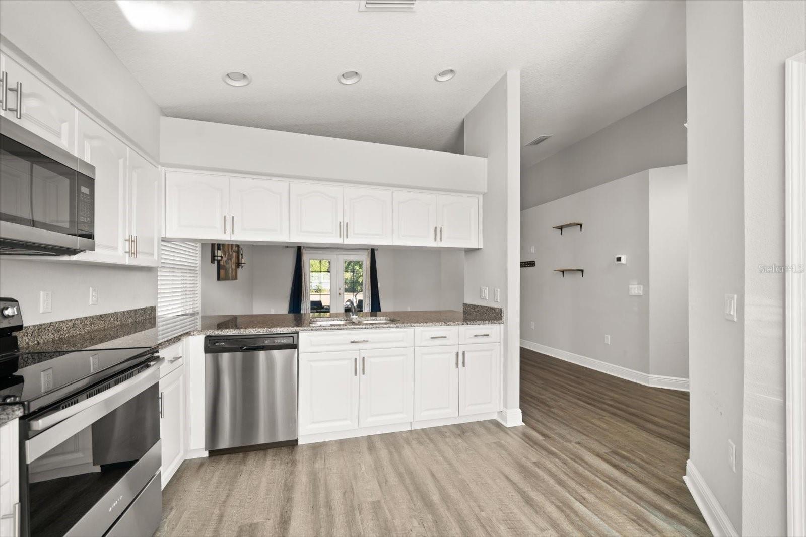 Image 9 of 38 For 6375 Missouri Avenue