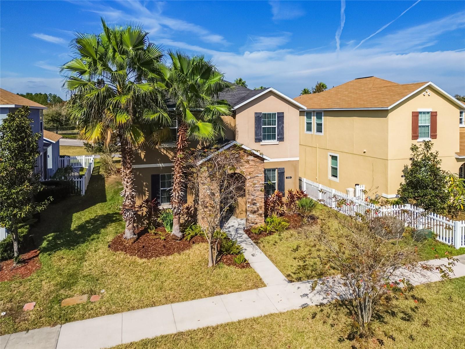 Image 29 of 35 For 21143 Passive Porch Drive