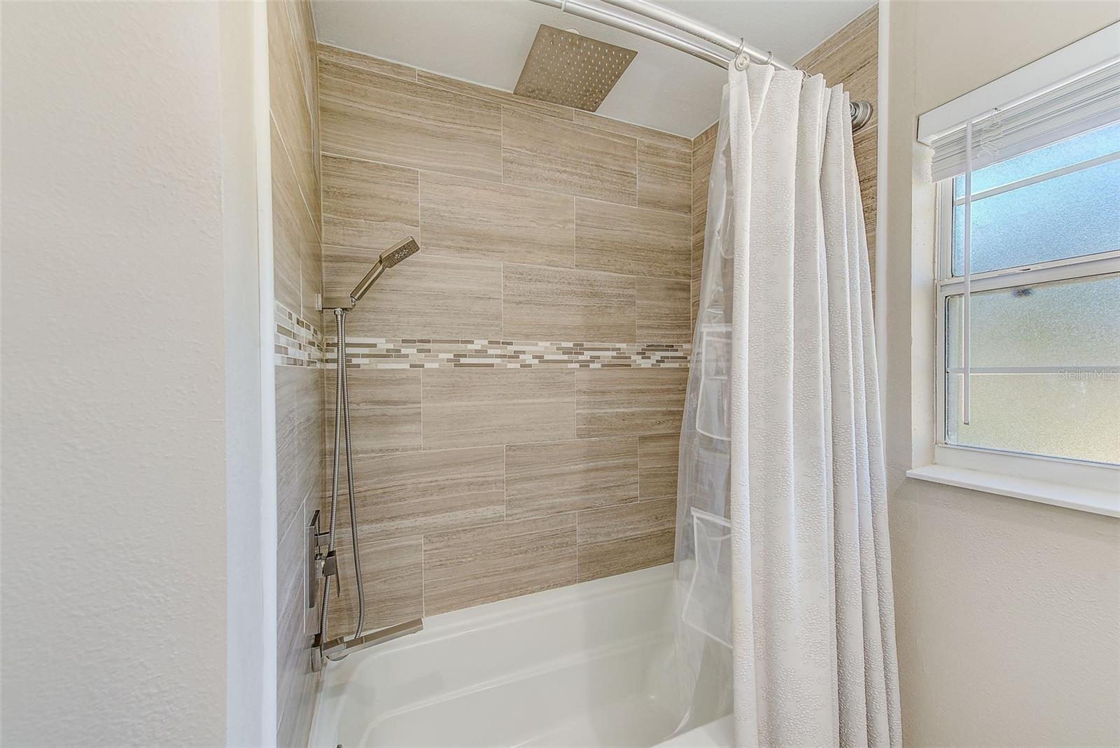 Image 23 of 36 For 7195 Augusta Boulevard