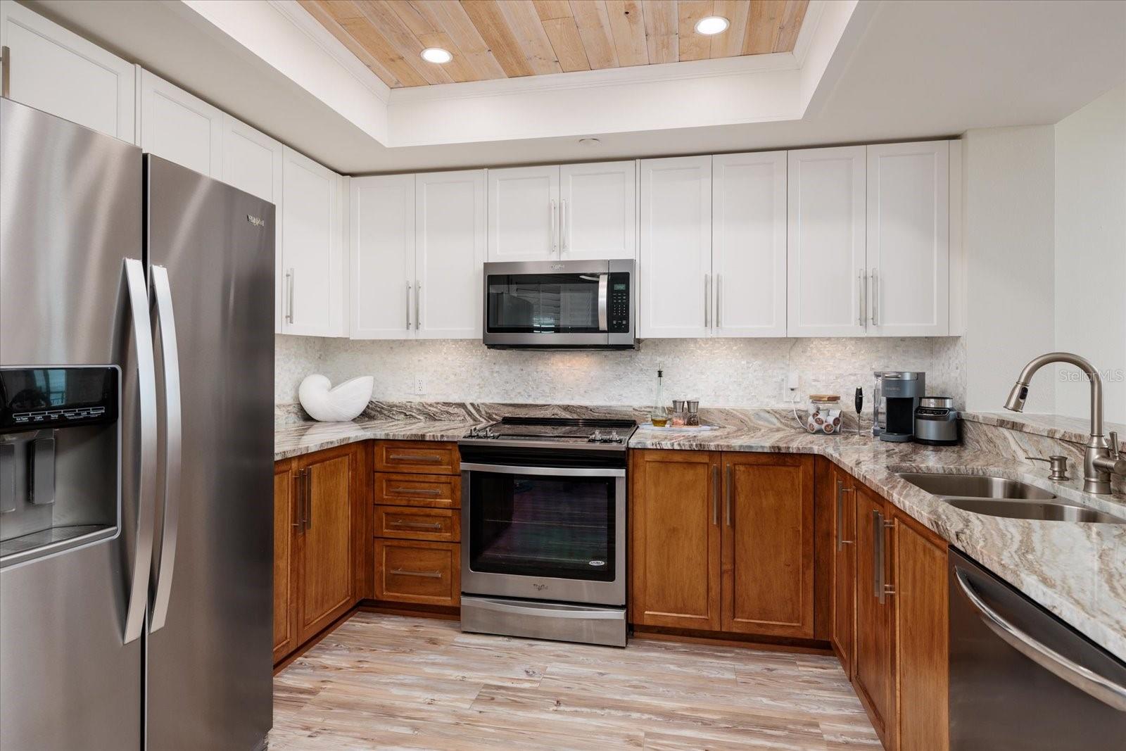 Image 10 of 70 For 1520 Gulf Boulevard 1404